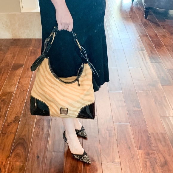 Dooney & Bourke neutral zebra hobo bag - Picture 6 of 7